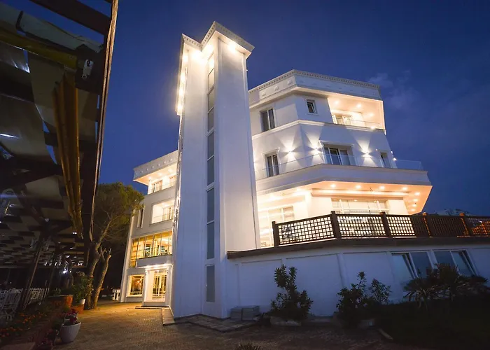 Elesio 4* Golem (Tirana)