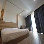 Elesio 4* Golem (Tirana)