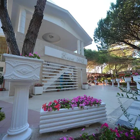 Hotel Elesio 4*