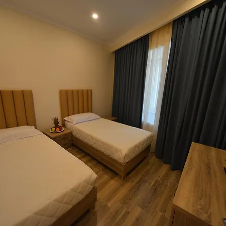 Hotel Elesio 4*
