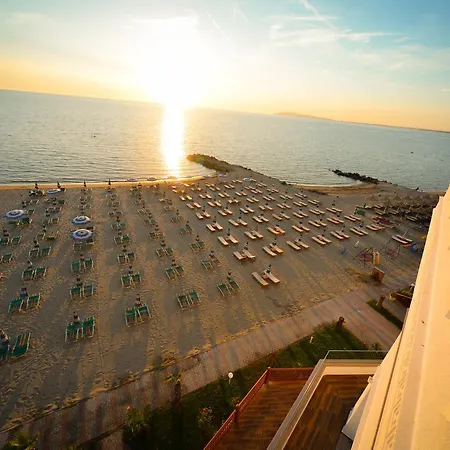 Elesio Hotel 4*