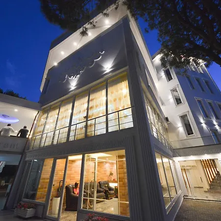 Hotel Elesio 4*