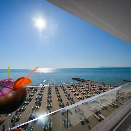 فندق Elesio غوليم