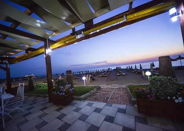 Elesio Szálloda Golem